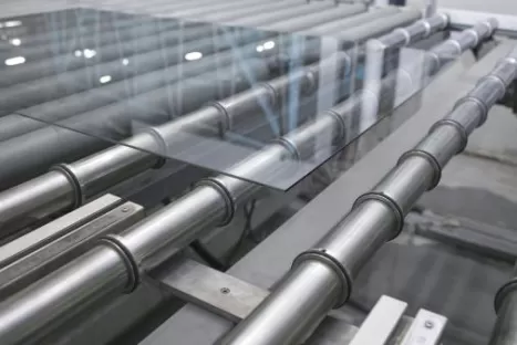 Flachglasscheibe nach der Kühlstrecke